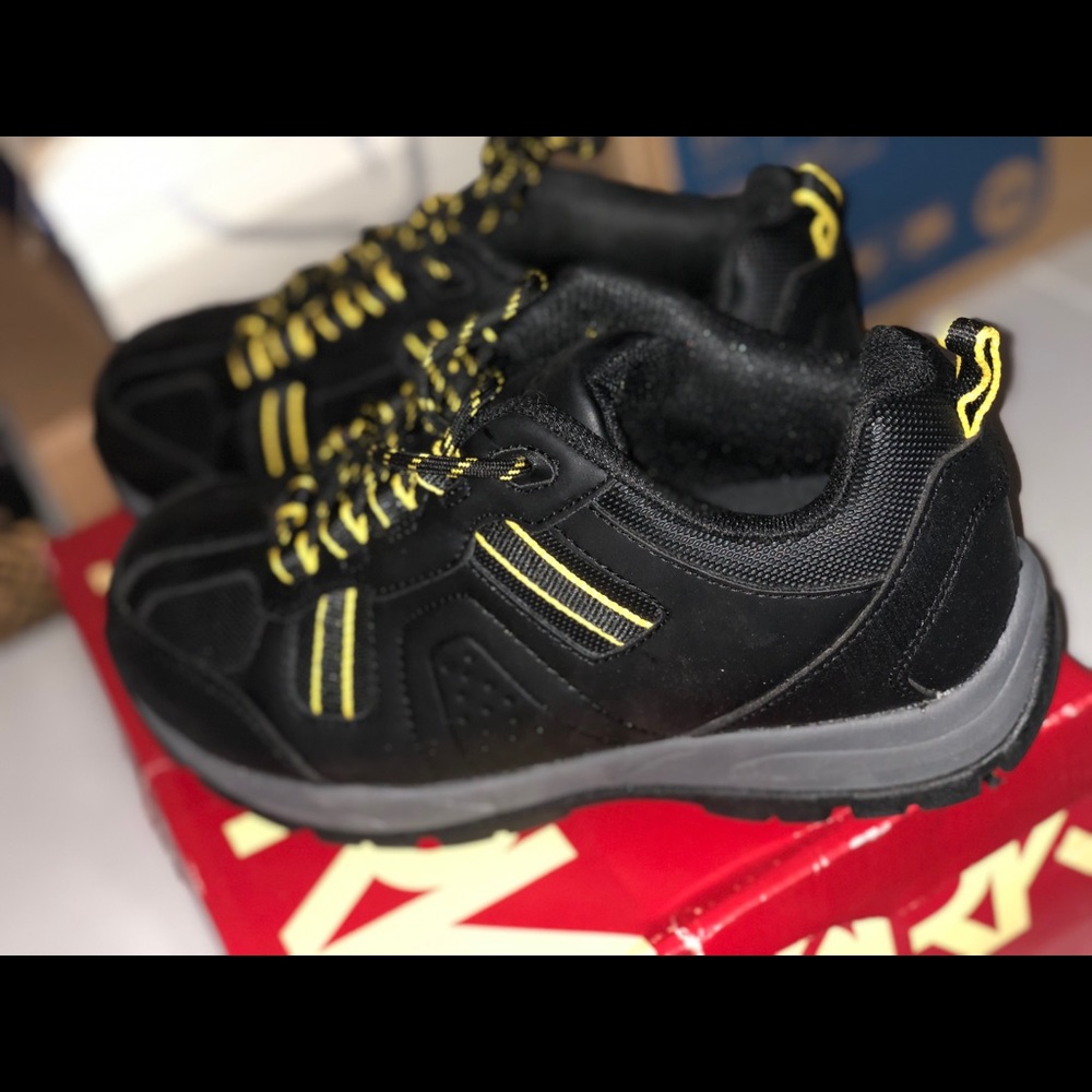 Dexter Steel toe shoes